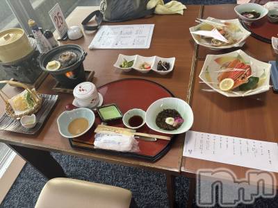 上越デリヘル らぶらぶ　地域密着!!地元新潟女性と会える店(ラブラブ) 【新人】のあ☆愛されEカップ少女(23)の7月8日写メブログ「温泉旅行🫶」