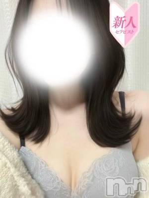【新人】れいな(18) 身長156cm、スリーサイズB84(C).W56.H83。新潟デリヘル Melt(メルト)在籍。