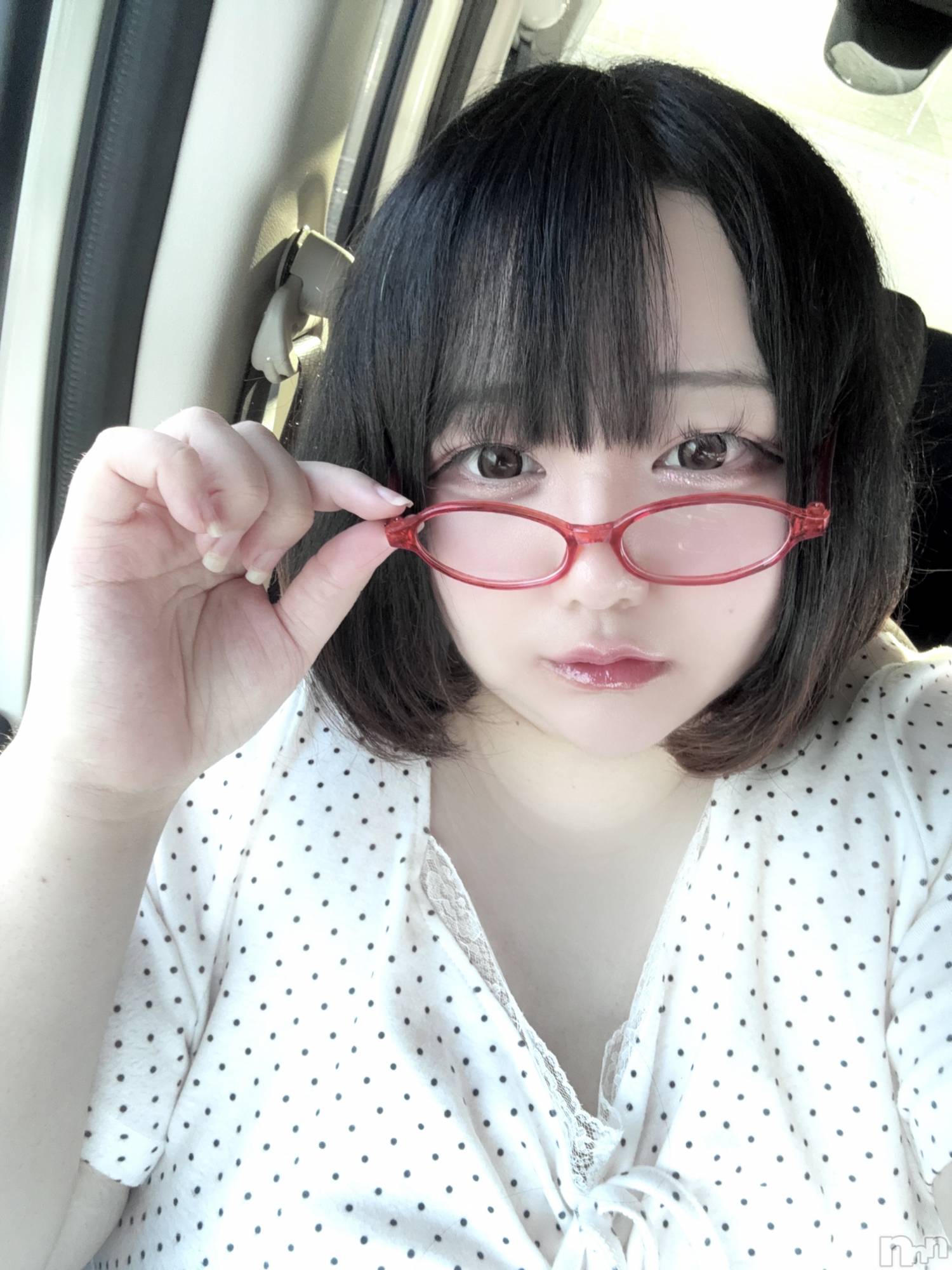 上越デリヘル上越最安値！奥様Deli急便(ジョウエツサイヤスネ！オクサマデリキュウビン)新人　なのか(23)の2026年6月19日写メブログ「メガネのなのか♪」