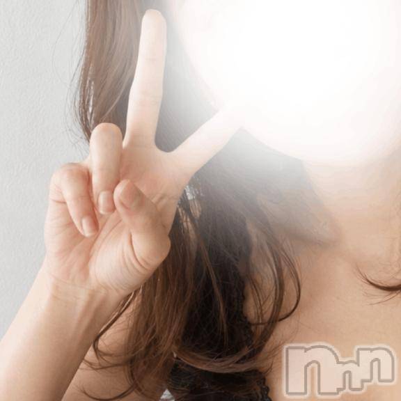 新潟デリヘル人妻不倫処　桃屋　新潟店(ヒトヅマフリンドコロモモヤ) はる・新人奥様(34)の6月6日写メブログ「今日も出勤します💪🏻」