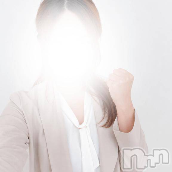 新潟デリヘル人妻不倫処　桃屋　新潟店(ヒトヅマフリンドコロモモヤ)はる・新人奥様(34)の2026年6月8日写メブログ「月曜朝のパワーチャージ💪🏻」