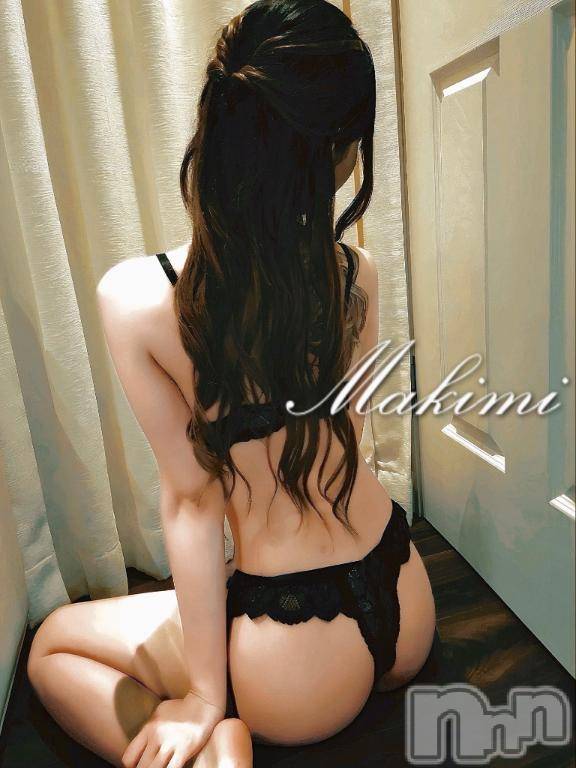 新潟デリヘル奥様特急 新潟店(オクサマトッキュウニイガタテン)まきみ(20)の2026年8月23日写メブログ「背中を押せるような一日に…♡」