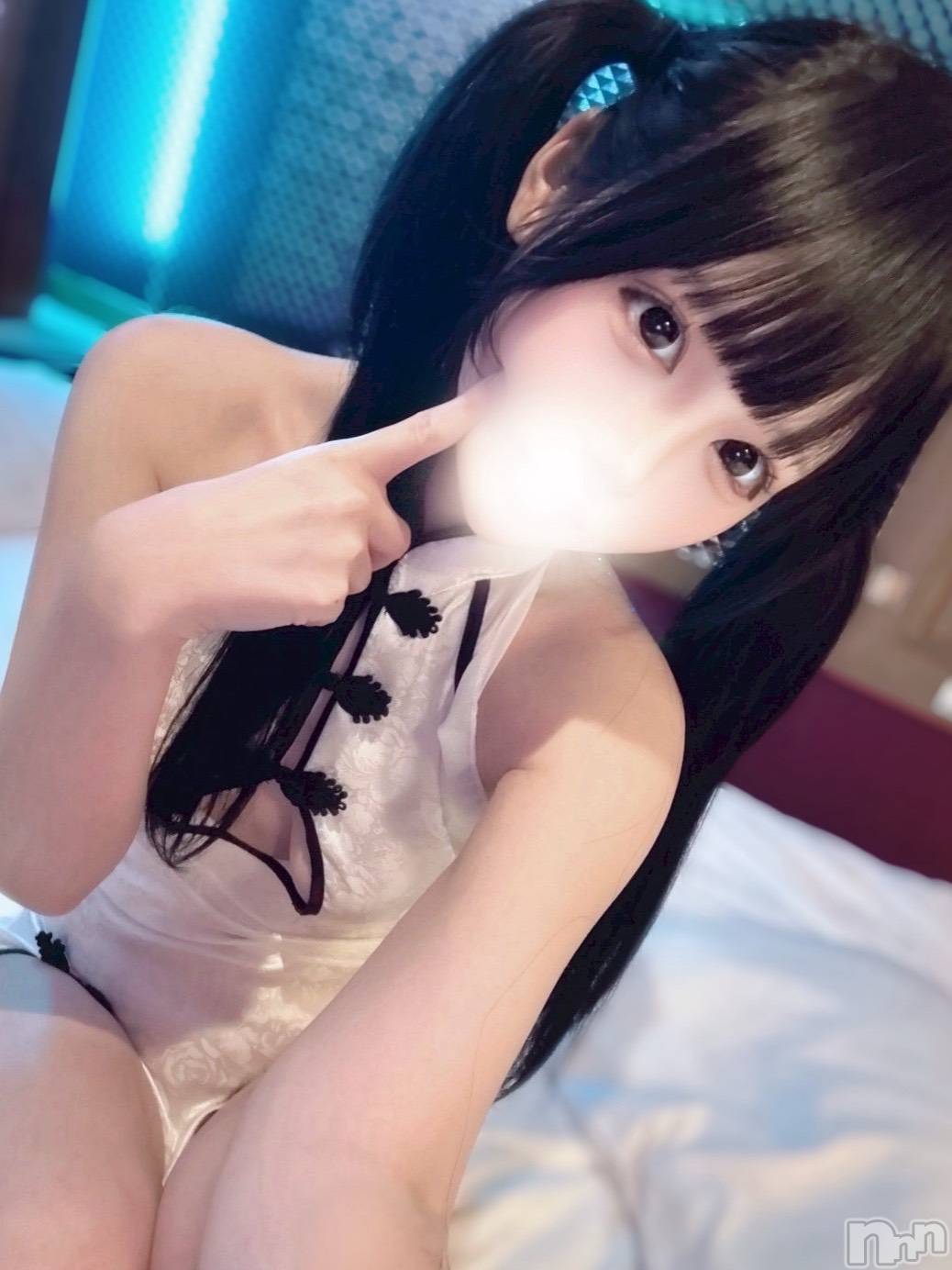 めろ