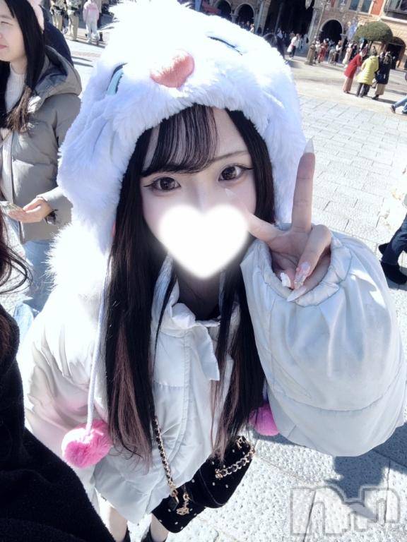 長岡デリヘルROOKIE(ルーキー)ゆゆ(18)の2026年7月18日写メブログ「ムラムラムンムンゆゆちゃん🥺」