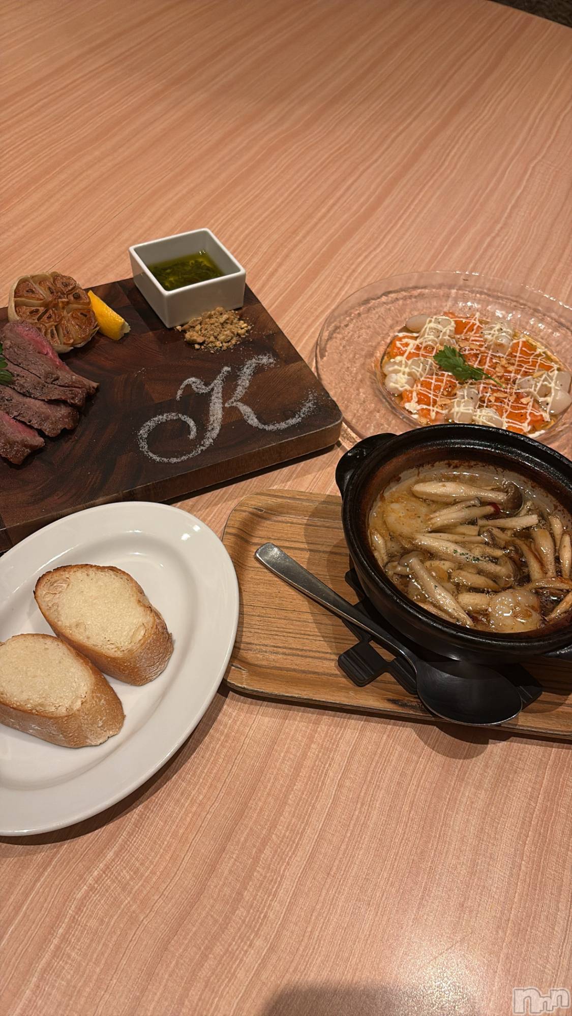 ��Ʋ����Х��顦�����Lounge en&.(�饦�󥸥���) ��2026ǯ10��25���̥�֥����֤������٤���