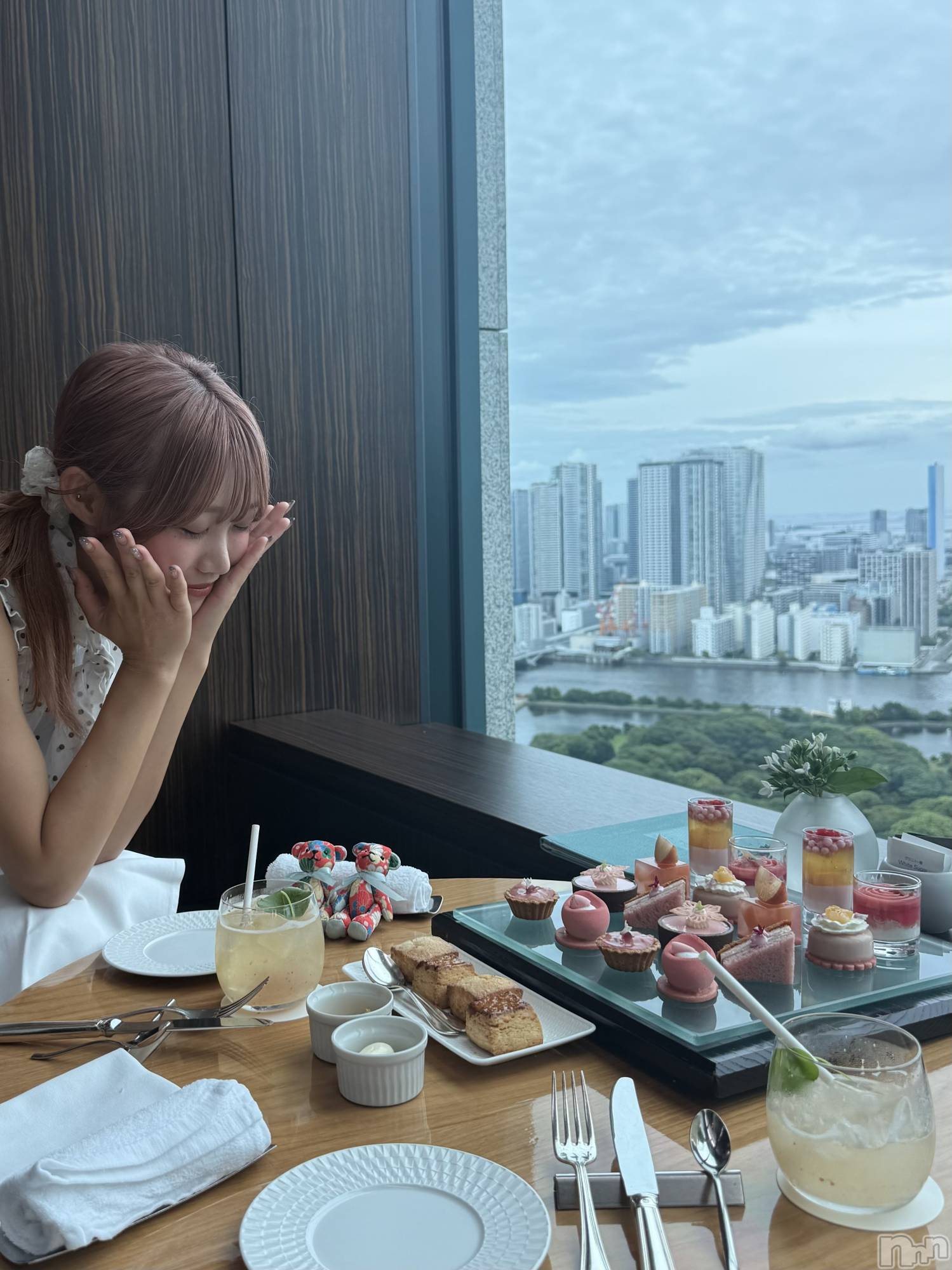 ��Ʋ���ʥå��������륺�С�LOUNGE ICHI ������(�饦�󥸥���) ��2026ǯ9��6���̥�֥�����🩷🤍��