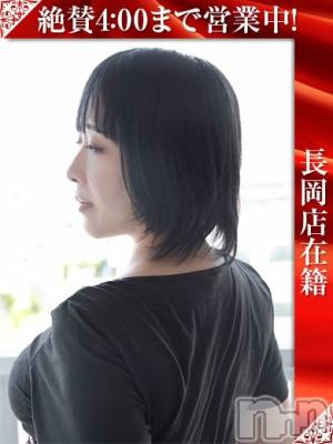 みわ(35) 身長164cm、スリーサイズB108(G以上).W62.H98。長岡デリヘル 奥様特急 長岡店(オクサマトッキュウナガオカテン)在籍。