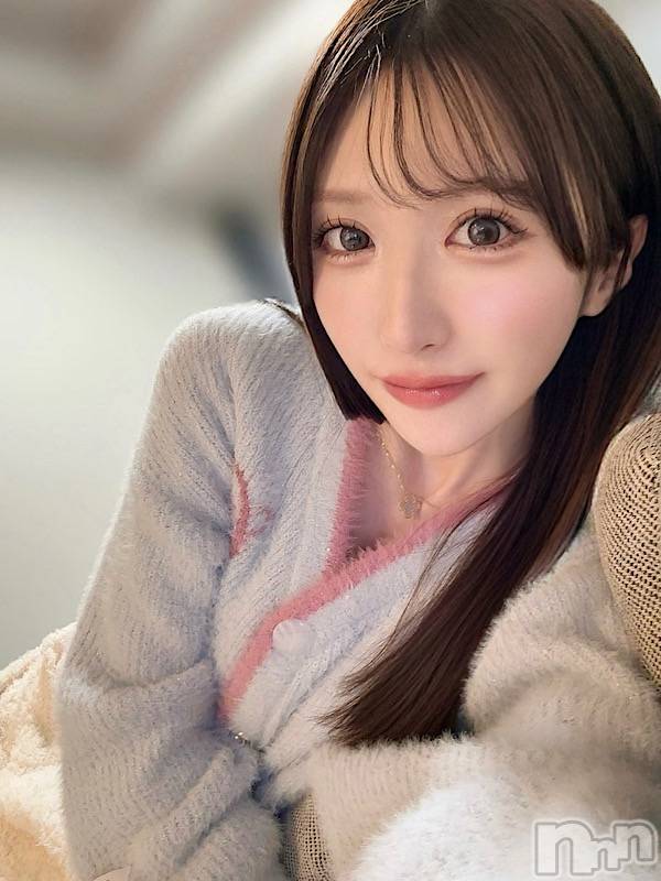 聖あいな