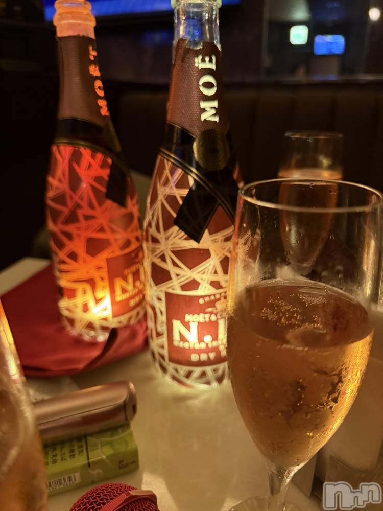 ��Ʋ����Х��顦�����Lounge Veranda(�饦�󥸥٥���) �椦�ʤ�7��14���̥�֥�����7��14�� 19��32ʬ�Υ֥�����