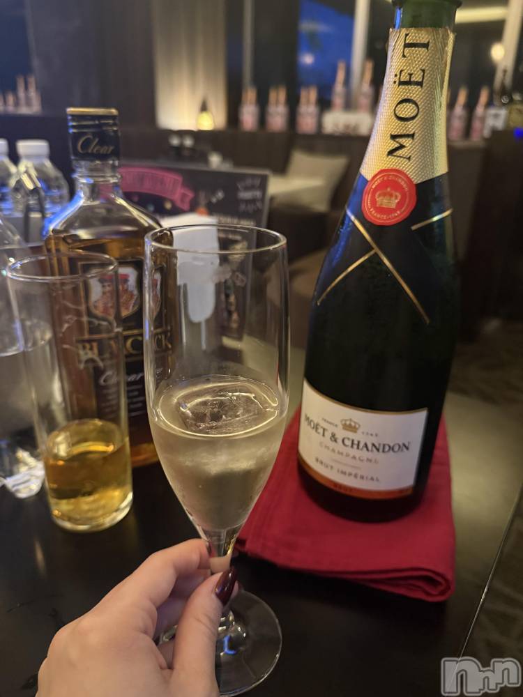 ��Ʋ����Х��顦�����Lounge Veranda(�饦�󥸥٥���) �椦�ʤ�7��31���̥�֥�����7��31�� 16��38ʬ�Υ֥�����