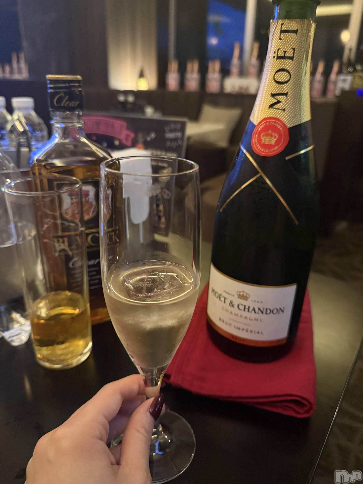 ��Ʋ����Х��顦�����Lounge Veranda(�饦�󥸥٥���) ��2026ǯ7��31���̥�֥�����7��31�� 16��38ʬ�Υ֥�����