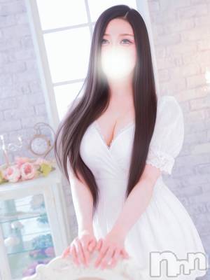 みなと(28) 身長160cm、スリーサイズB88(E).W59.H87。長岡デリヘル 人妻楼　長岡店(ヒトヅマロウ　ナガオカテン)在籍。