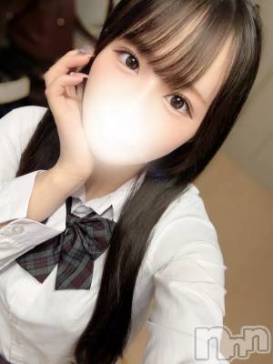 ななみ(22) 身長159cm、スリーサイズB90(G以上).W56.H85。上越デリヘル BLUE BIRD上越店(ブルーバード上越店)在籍。
