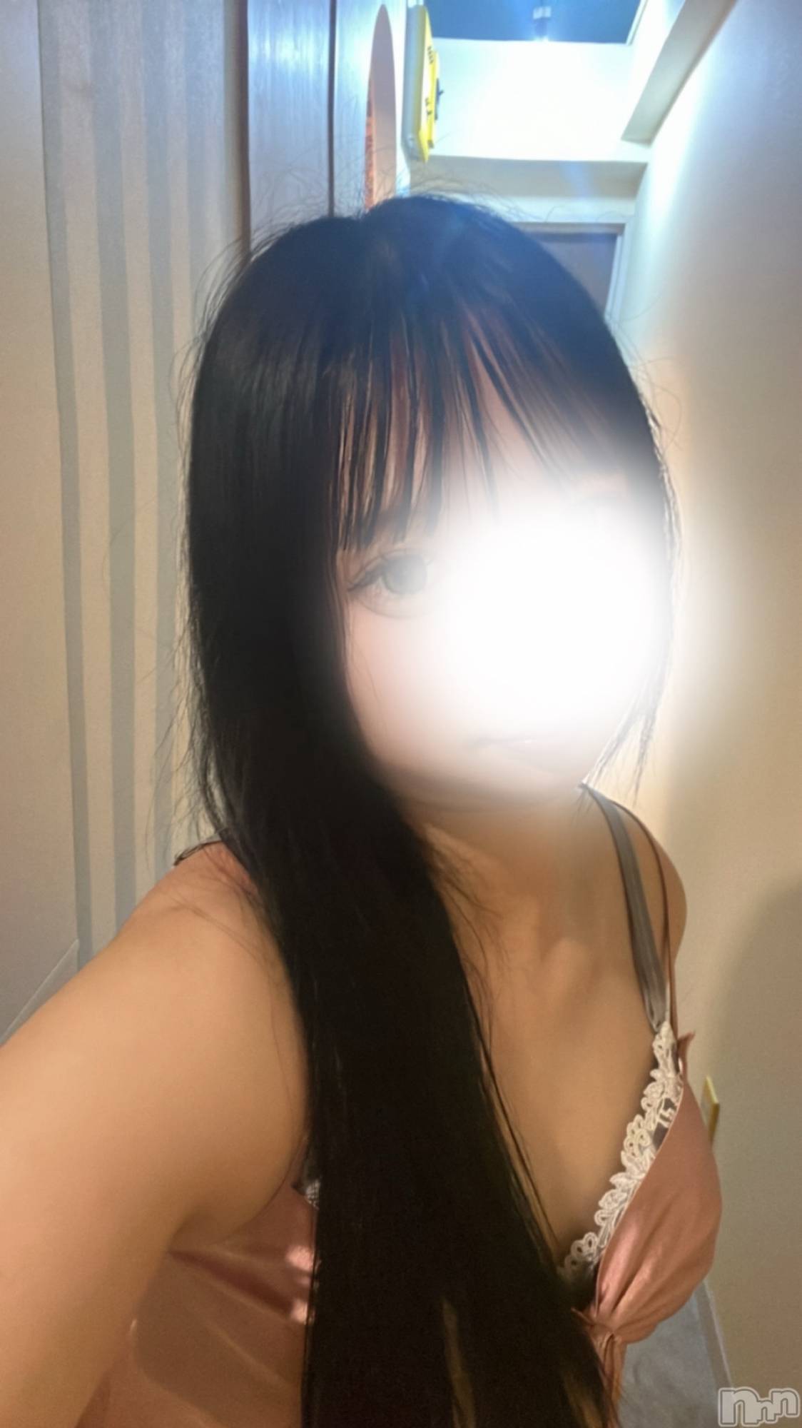 新潟メンズエステ雅-MIYABI-(ミヤビ)しな(22)の2026年8月12日写メブログ「髪色変えたよ✨」