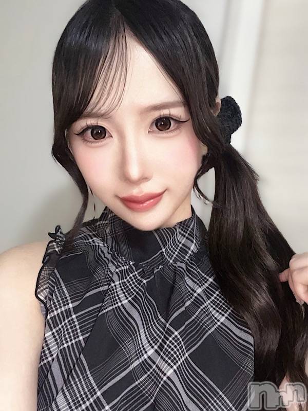 綾喜まこ