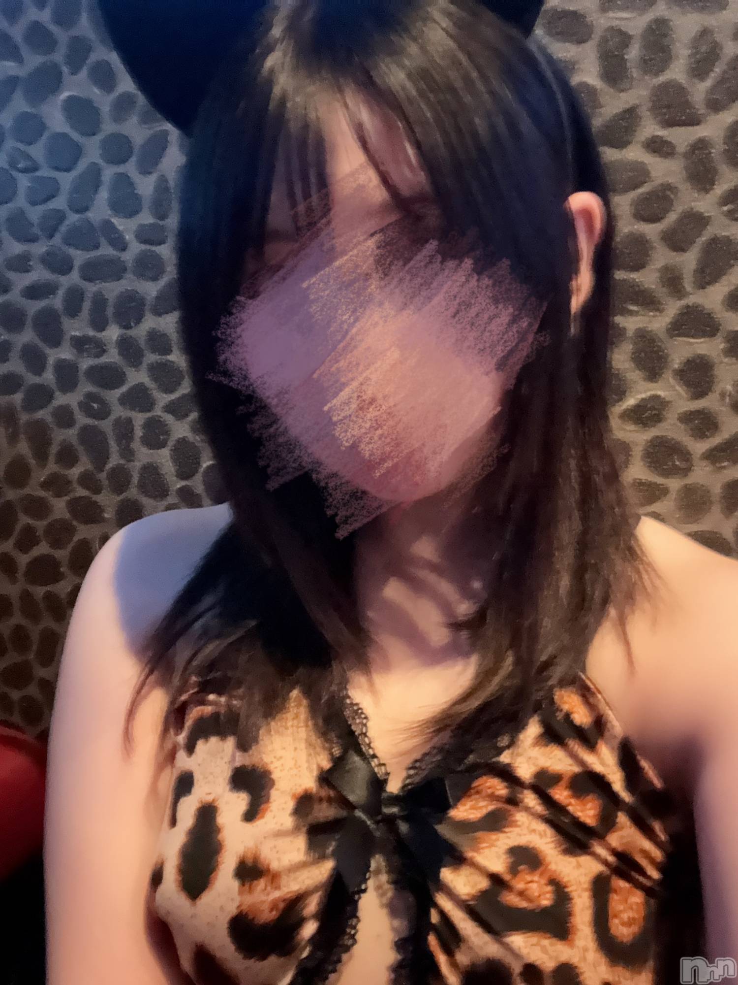 新潟おっパブSUPER ANGEL(スーパーエンジェル)小泉りさの2026年10月15日写メブログ「🐆……」