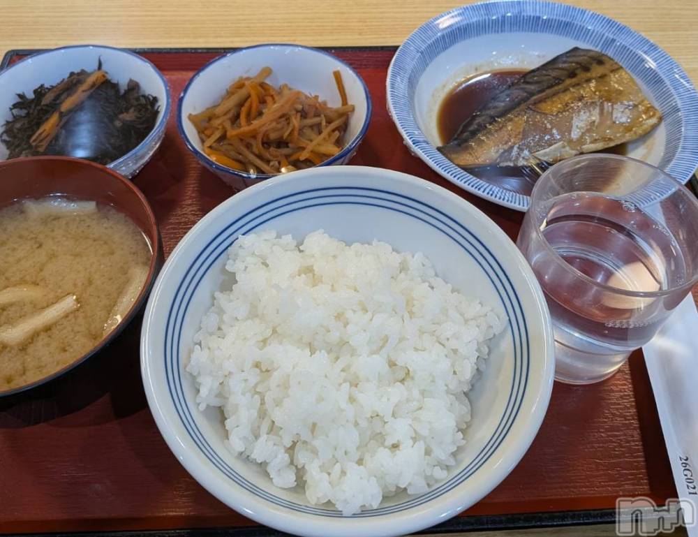 長岡デリヘルばななフレンド(バナナフレンド) ゆうは(33)の10月12日写メブログ「覗いた先にゆうはいます🙋」