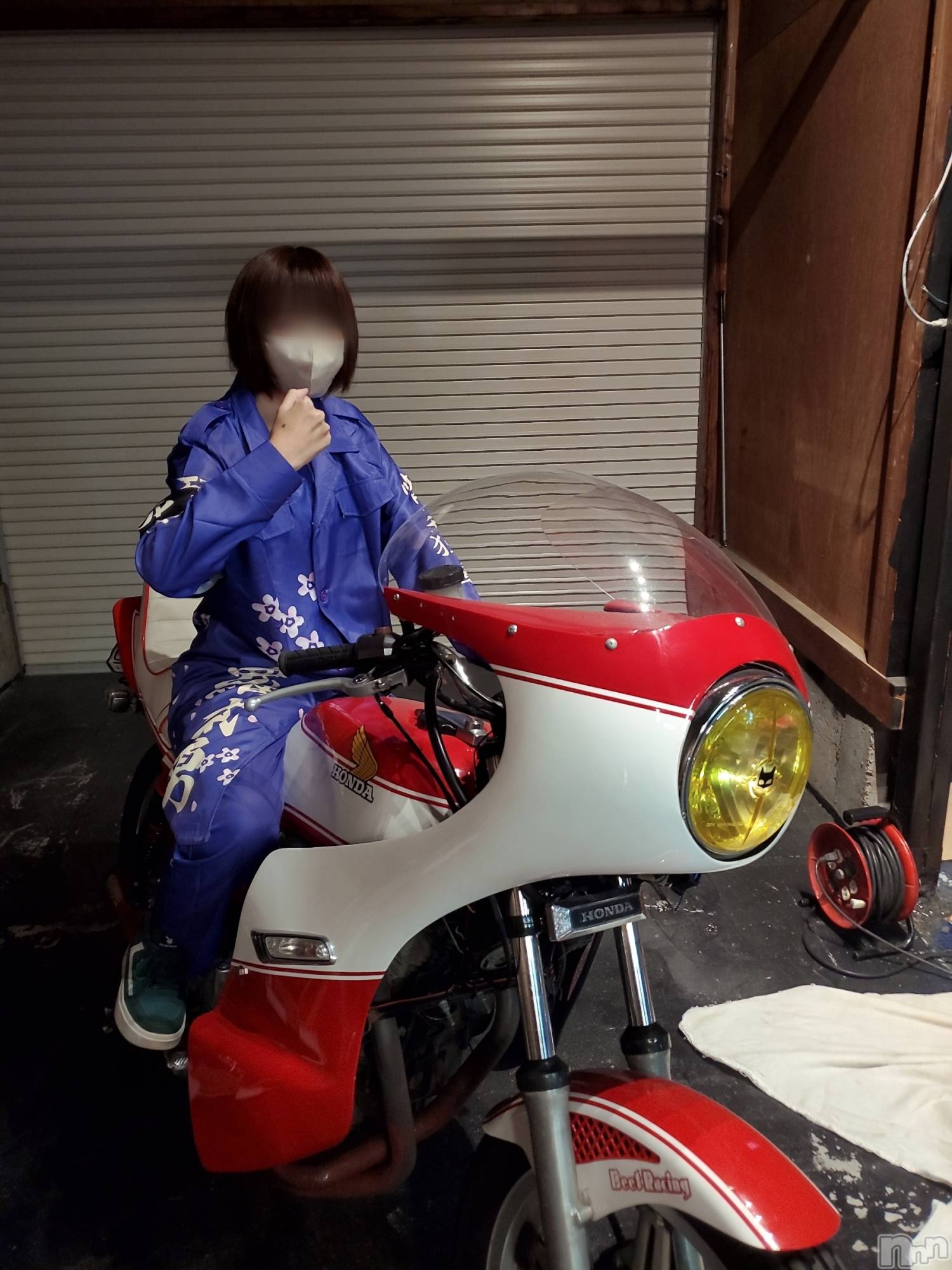 新潟デリヘル夢兎～YUMEUSAGI～(ユメウサギ)すず(24)の2026年8月4日写メブログ「夜露死苦ぅ‪👊🏻」