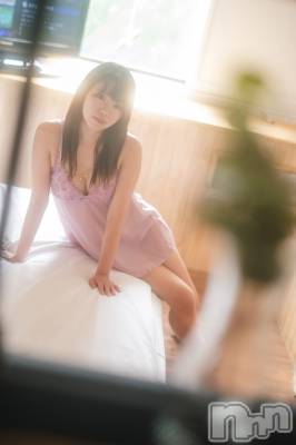 紫音 shion(27) 身長152cm、スリーサイズB82(B).W57.H82。松本発デリヘル ELYSION （エリシオン）(エリシオン)在籍。