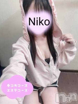 体験にこ(18) 身長157cm、スリーサイズB86(C).W54.H86。新潟デリヘル 新潟風俗Noel-ノエル-(ノエル)在籍。