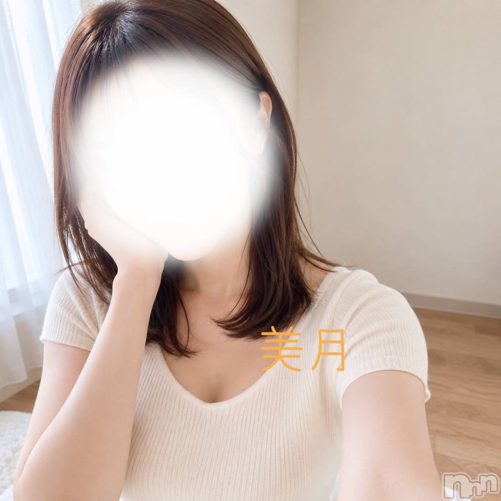 長岡デリヘル長岡人妻市(ナガオカヒトヅマイチ) ★美月★(32)の8月18日写メブログ「🌷初出勤を終えて🌷」