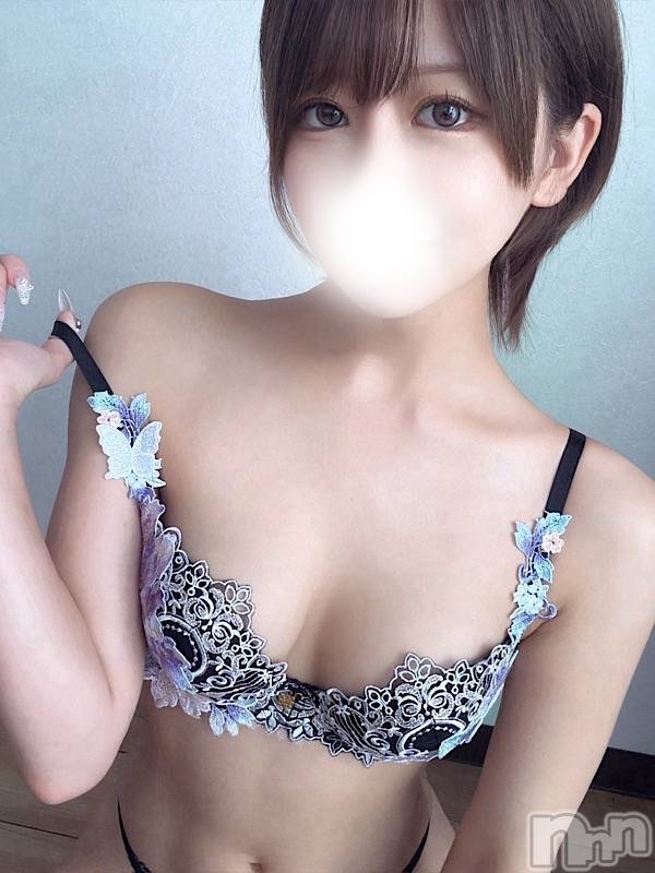 白希まなみ