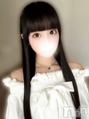 すう(21) 身長152cm、スリーサイズB86(D).W55.H83。上越デリヘル BLUE BIRD上越店(ブルーバード上越店)在籍。