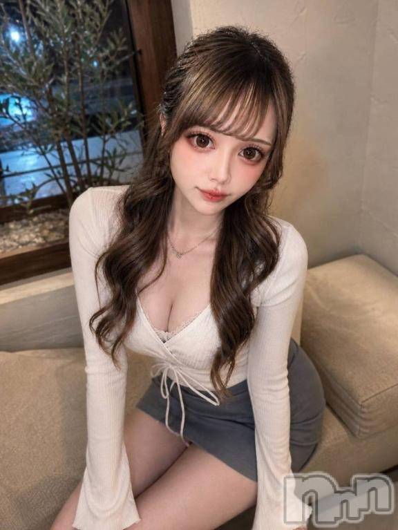 長岡デリヘルROOKIE(ルーキー) ひかる☆プラチナ(24)の8月15日写メブログ「恋人みたいな甘濃エロ空間🤍」