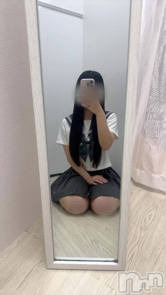 新潟デリヘル新潟デリヘル倶楽部(ニイガタデリヘルクラブ)みく(18)の2026年8月21日写メブログ「初出勤💕」