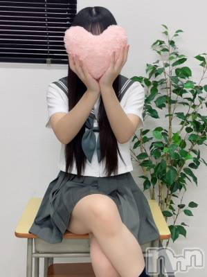 みく(18) 身長154cm、スリーサイズB81(C).W57.H84。新潟デリヘル 新潟デリヘル倶楽部在籍。