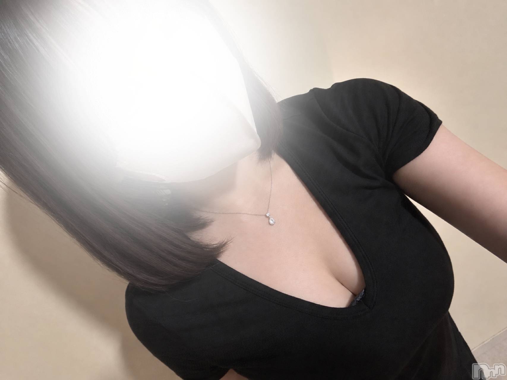 新潟メンズエステ雅-MIYABI-(ミヤビ)まゆ(23)の2026年9月22日写メブログ「12時から🖤」