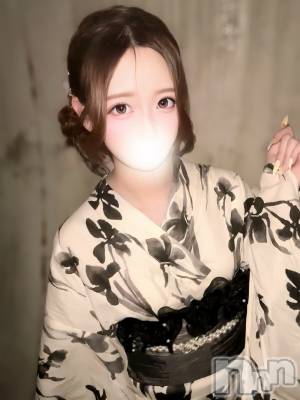 なゆ(21) 身長168cm、スリーサイズB85(B).W56.H84。 BLUE BIRD上越店在籍。