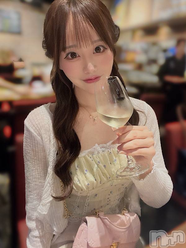 綾瀬るる