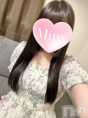 優里奈【新人】(25) 身長155cm、スリーサイズB84(D).W58.H85。新潟デリヘル Minx(ミンクス)在籍。