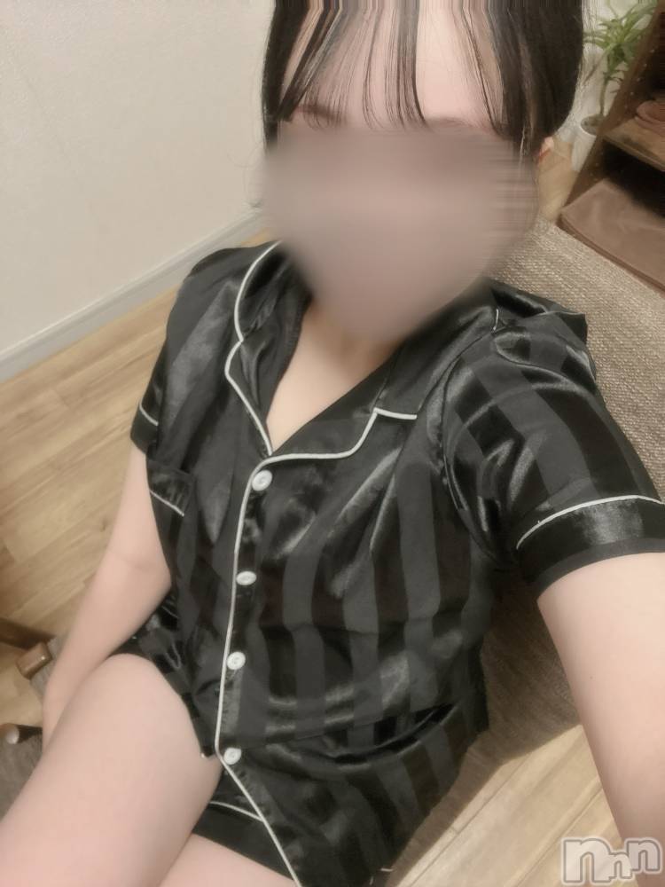 新潟メンズエステMYIRO　-マイロ-(マイロ) まりな(22)の10月22日写メブログ「出勤しました～🥶」