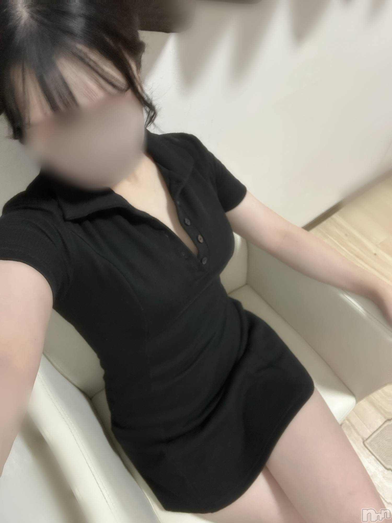 新潟メンズエステMYIRO　-マイロ-(マイロ)まりな(22)の2026年10月6日写メブログ「出勤しました~🤍」