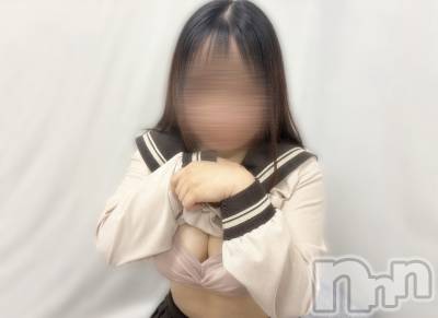 上越デリヘル らぶらぶ　地域密着!!地元新潟女性と会える店(ラブラブ) 【体験】しいな☆業界未経験(19)の10月5日写メブログ「会いに来て欲しいな🫶🏻🩷」