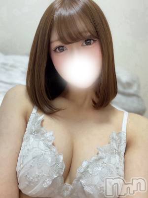 岸田いとな(20) 身長165cm、スリーサイズB83(D).W56.H84。 RICHARD（リシャール）在籍。