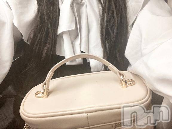 長岡デリヘル純・無垢(ジュンムク)ここ(18)の2026年9月15日写メブログ「16日出勤します(*^^*)」