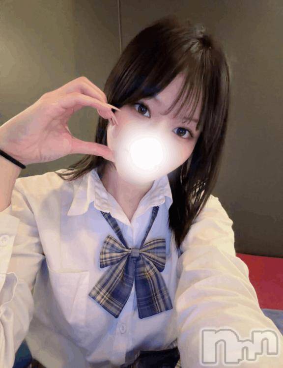 長岡デリヘルROOKIE(ルーキー) いるみ☆プラチナ(18)の9月5日写メブログ「☁️自己紹介☁️」