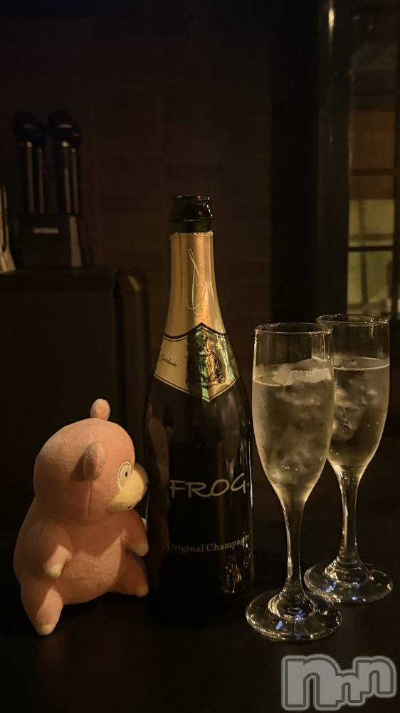 ��Ʋ����������åȥС�FROG(�ե��å�) �٥��10��7���̥�֥����ֽ��Ϥ�🥂��