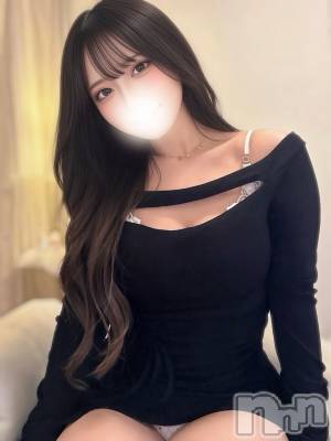 みお(19) 身長164cm、スリーサイズB92(G以上).W57.H85。上越デリヘル BLUE BIRD上越店(ブルーバード上越店)在籍。