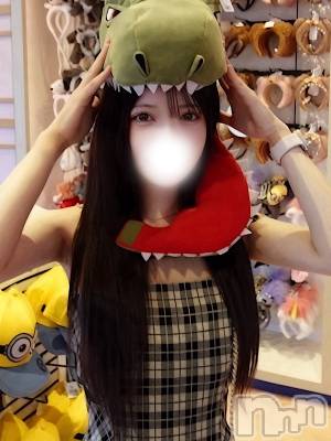 黒木みたん(19) 身長162cm、スリーサイズB85(D).W55.H85。 RICHARD（リシャール）在籍。
