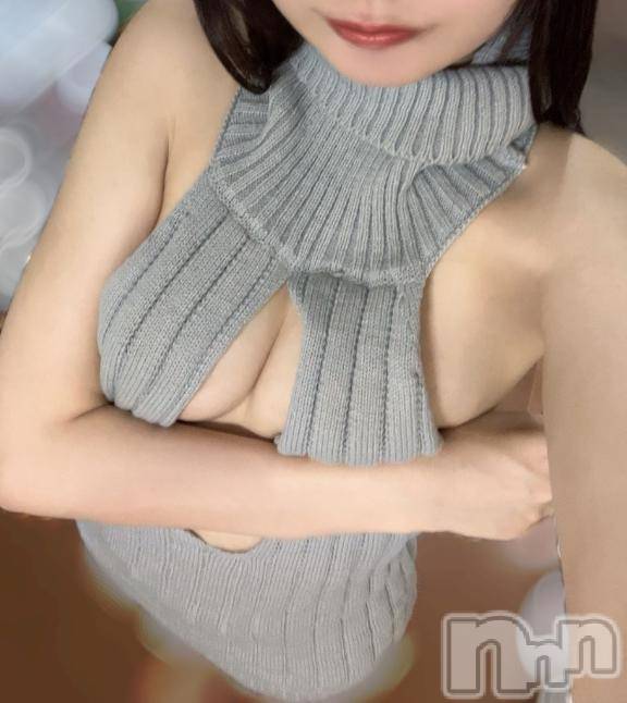 長岡デリヘルROOKIE(ルーキー)ひびき(21)の2026年9月14日写メブログ「🐰初出勤です💗」