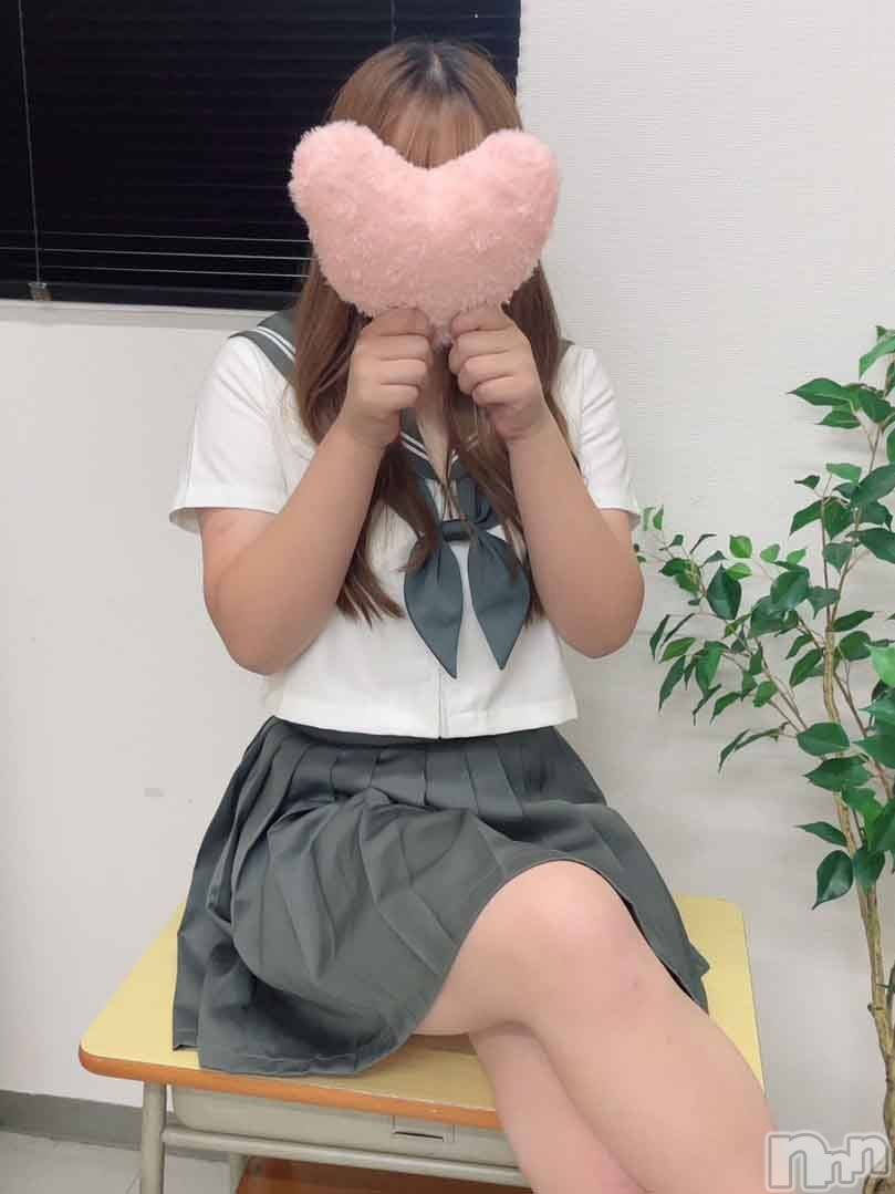 みあ