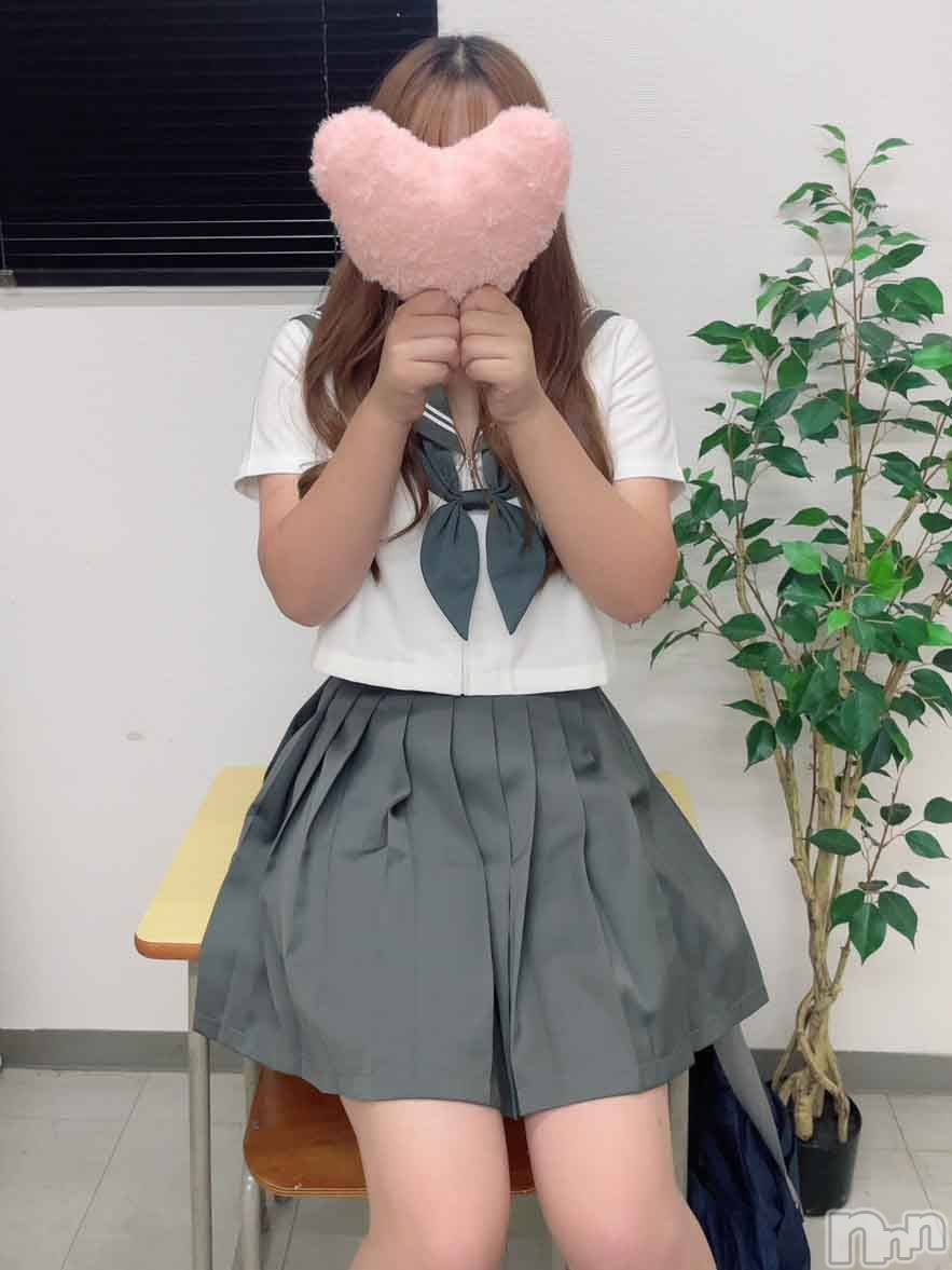 みあ