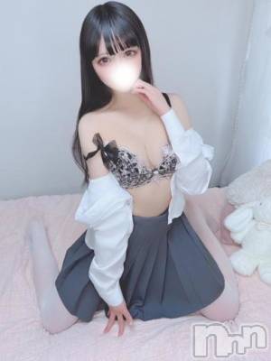ななせ(♪♪)(特別料金)(21) 身長158cm、スリーサイズB85(F).W56.H83。上越デリヘル HONEY(ハニー)在籍。