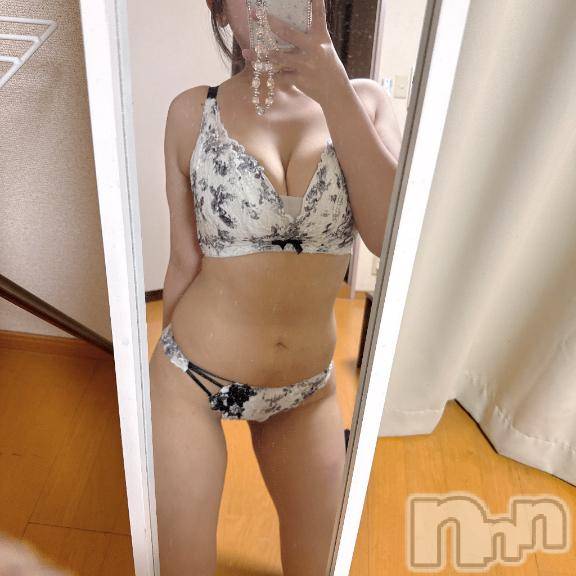 新潟デリヘル新潟人妻　2nd Wife(セカンドワイフ)体験。りの奥様(26)の2026年9月26日写メブログ「初めまして❤️」