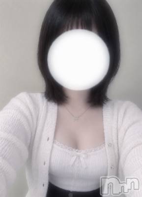初出勤☆めい(24) 身長160cm、スリーサイズB90(F).W58.H92。新潟デリヘル cliche(クリッシュ)在籍。