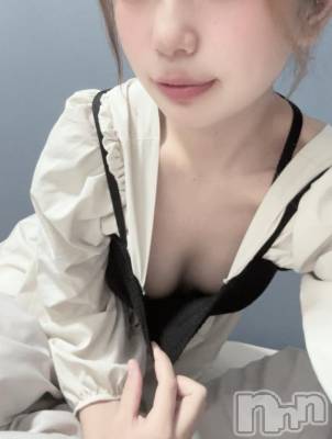 上越デリヘル BLUE BIRD上越店(ブルーバード上越店) りんね(21)の10月10日写メブログ「🎀夜更かししちゃお🎀」